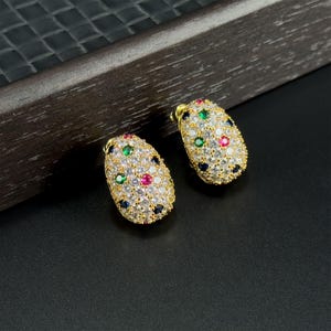 Pendientes de circonita estilo palacio hechos a mano: joyería de cobre de lujo