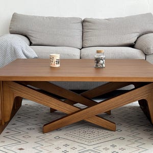 Rechteckiger Klapptisch – Höhenverstellbarer Couchtisch zum Esstisch, Massivholz Bild 8