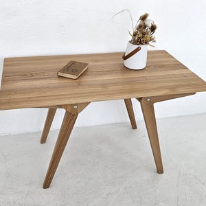 Solid Wood Dining Transformer Table – Adjustable Height 2-in-1 Coffee & Dining Table – Handmade, Space-Saving, Custom Size Available