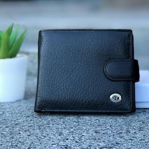 Kompakte Leder Geldbörse für Männer, hochwertige Brieftasche mit Knopfverschluss, einzigartiges Geschenk für Freund oder Vater, Ledergeldbörse für Geld