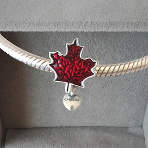 Kanadische Rot Ahornblatt Anhänger passt Pandora Armbänder, Handgemachter Schmuck, Modeschmuck Geschenk für Sie 925 Silber Anhänger Exquisiter Schmuck