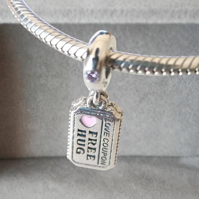 Free Hug Coupons For Pandora Bracelets And Charms Pandora Coupon UK
