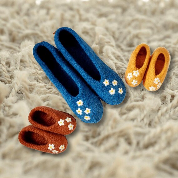 Children Felt Slippers With Flowers, Kids Handmade Slippers