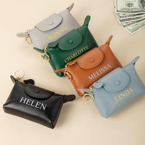 Benutzerdefinierte Name Leder Geldbörse, Schlüsselring Bargeld Tasche mit Reißverschluss und Knopf Tragbare Brieftasche, Geburtstag / Muttertag / Hochzeitsgeschenk für Sie / Brautjungfern