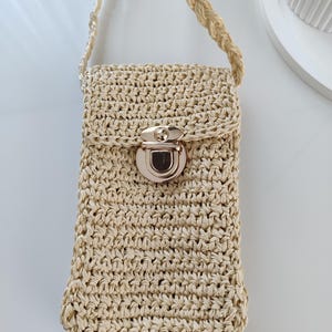 Handmade Crochet Phone Bag – Raffia Crossbody Mini Purse – Boho Summer Shoulder Bag