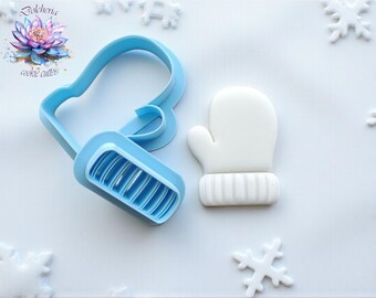 Embossed Mitten Cookie Cutter | Winter Holiday Baking