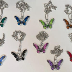 Vintage style Butterfly Pendant Necklace for Women, Butterfly Jewelry, Butterflies, Jewelry for Women, Gifts for Mom