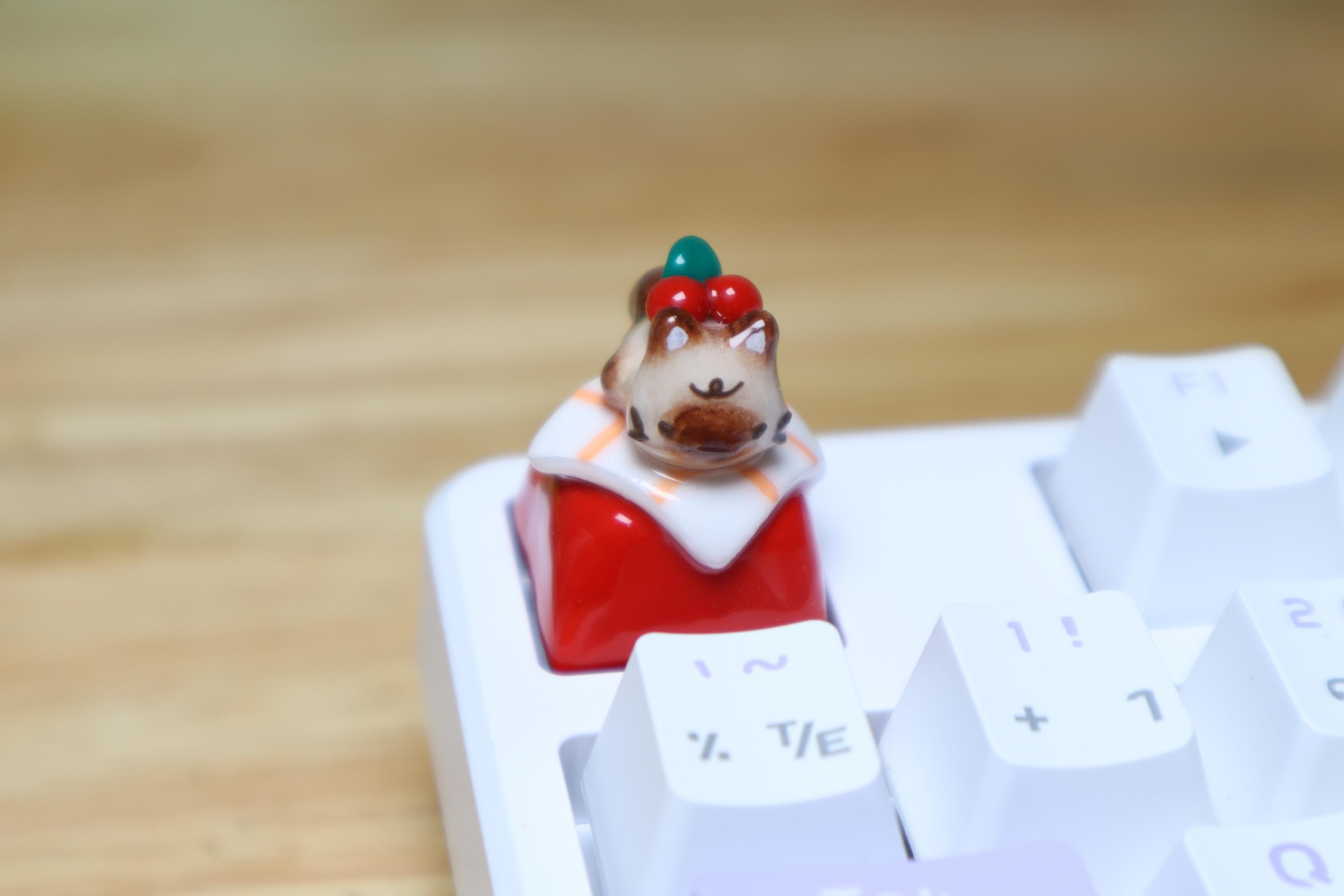 Cat Collection No.1 : Cat with the cherry handmade artisan keycap