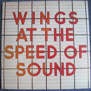 PAUL McCARTNEY & WINGS - At The Speed Of Sound Lp 1976  Original Vintage Vinyl Record Album