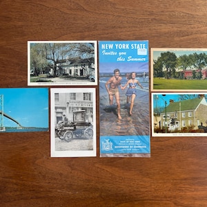 Materiale effimero di viaggio vintage degli anni '50 nello Stato di New York – Lotto di brochure turistiche e cartoline – St. Lawrence, Hudson Valley, Long Island