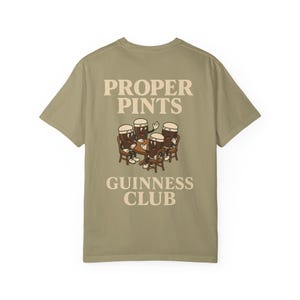 Camiseta del Club de Pintas Guinness - Camiseta de Guinness con dibujos animados imagen 4