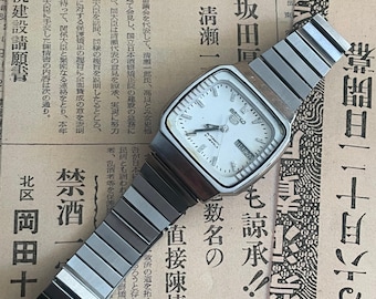 稼働美品 SEIKO 5 自動巻き メンズ腕時計 7009-876A 白文字盤 Yahoo!オークション -「seiko 7009-876a」の落札相場・落札価格