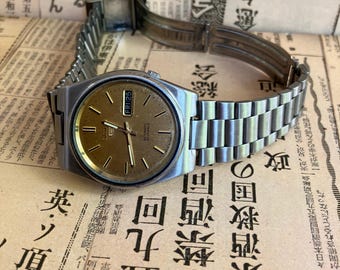 1975 年製ヴィンテージ セイコー 3003 防水クォーツ メンズ