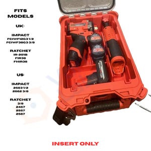 Llave de impacto Milwaukee M12 FUEL de 1/2" a 3/8" y carraca de 3/8" / Inserto Packout (SOLO)