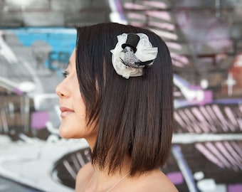 Silver Bird Fascinator - Silver Bird with Top Hat