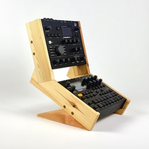2-stufiger Elektron Ständer - Handgefertigter Massivholz Ständer für Digitakt - Syntakt - Digitone - Analog Heat - Synthesizer Ständer