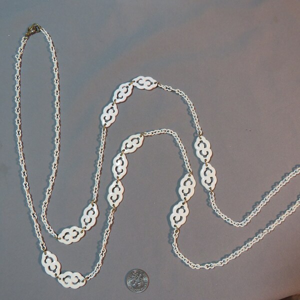 Vintage Crown Trifari White Metal Link & Chain 52 Inch Necklace 1795