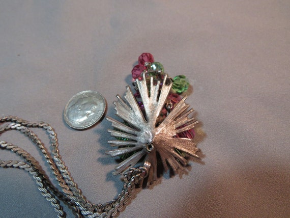 Vintage 1960s Grapes Design Pendant Necklace Dang… - image 8