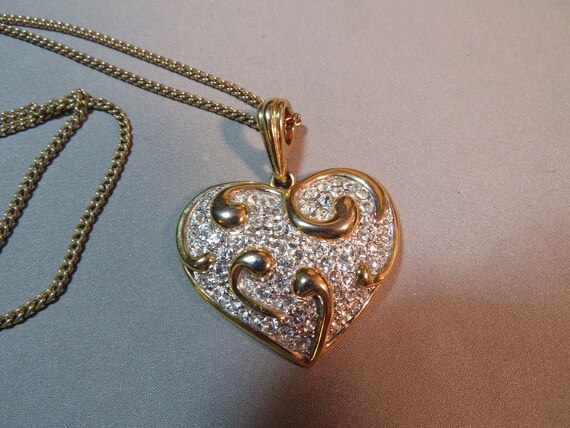 Vintage Yellow Gold Tone Pave Rhinestone Heart Pe… - image 4