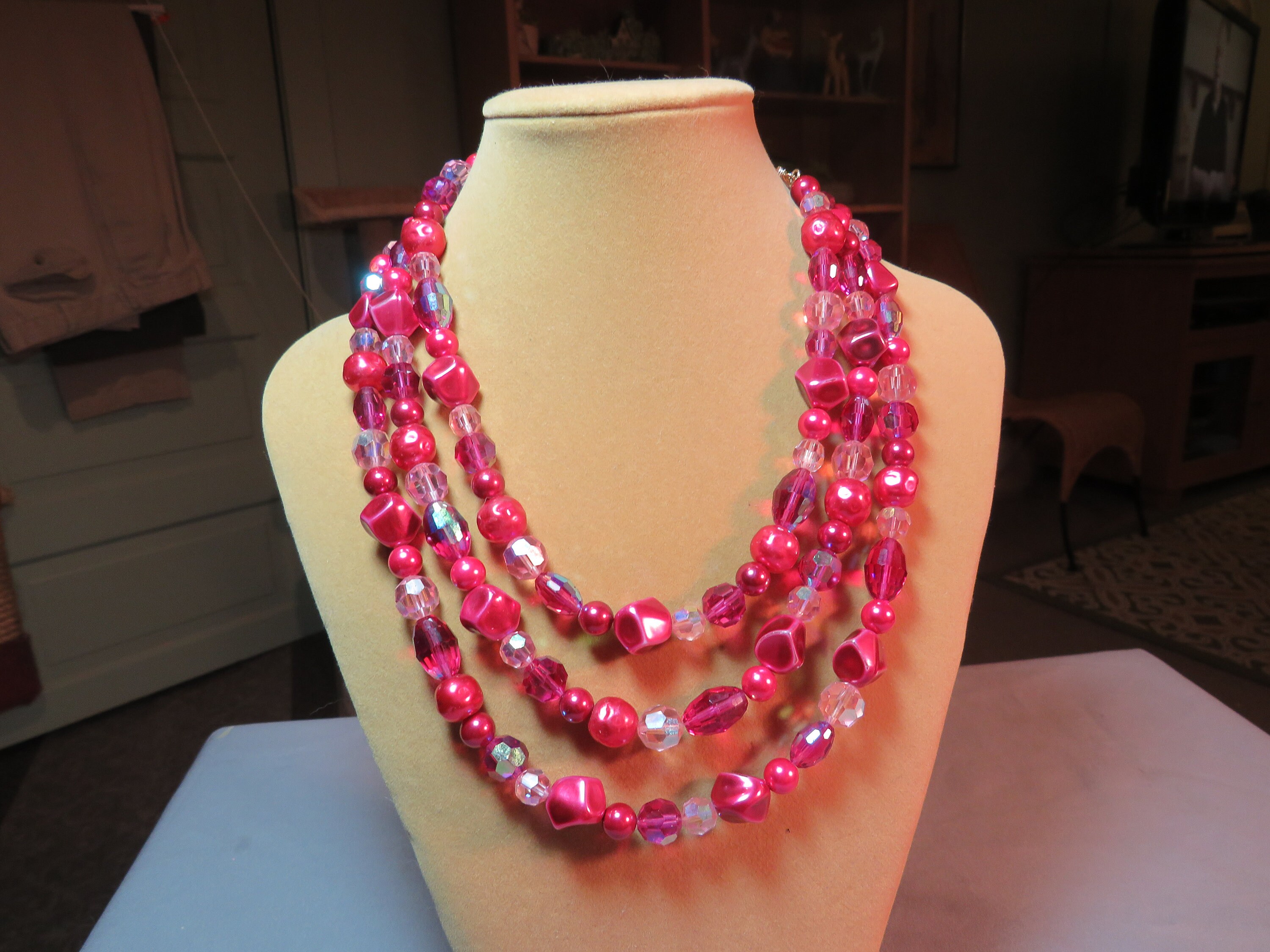 LOUIS VUITTON 18k Flower Diamond/Pink Sapphire Earrings – Vendome Inc