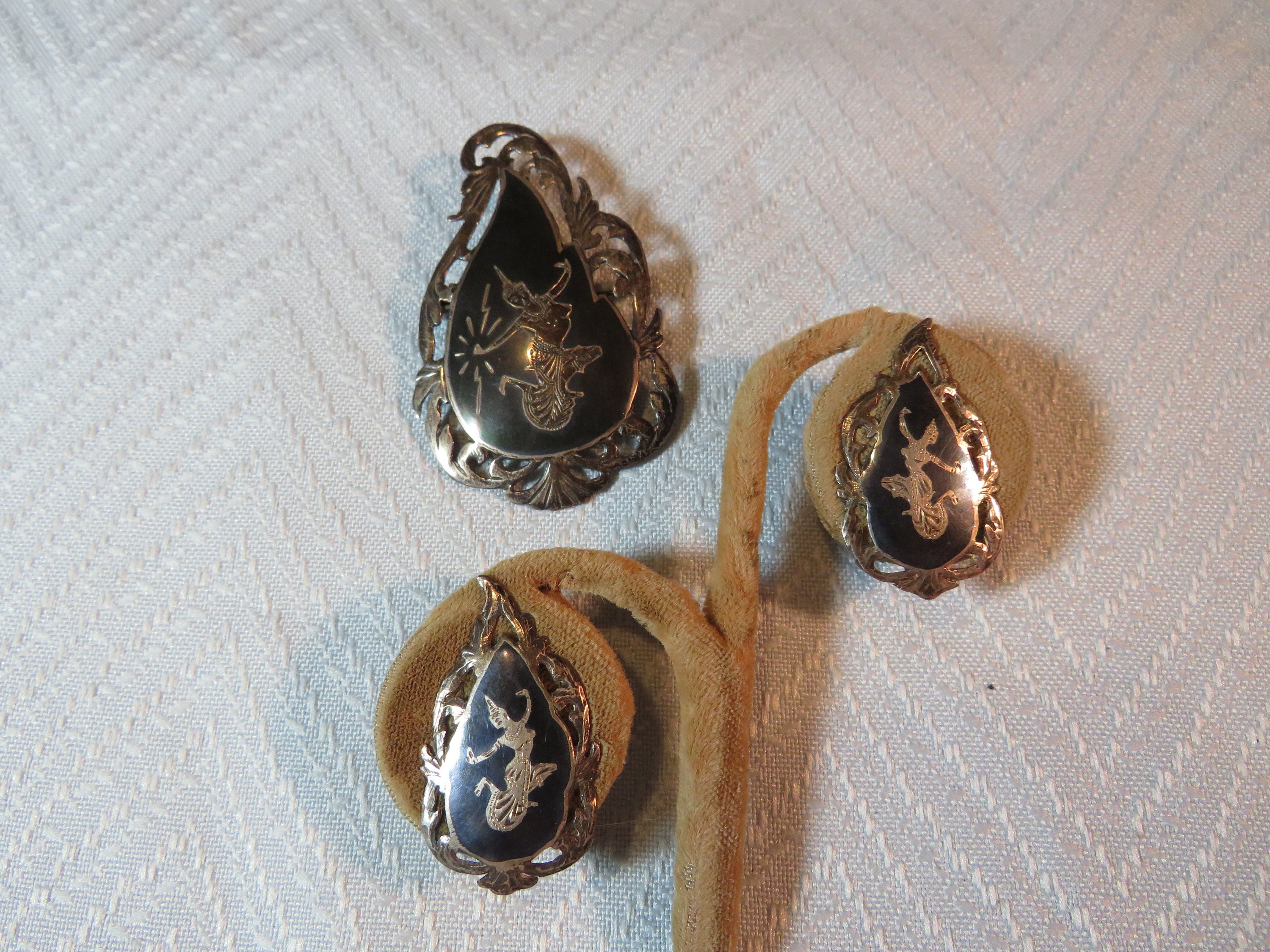 Siam Silver Set - Etsy Siam Silver Set - Etsy