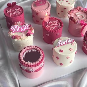 Bento cake small cake and cupcakes