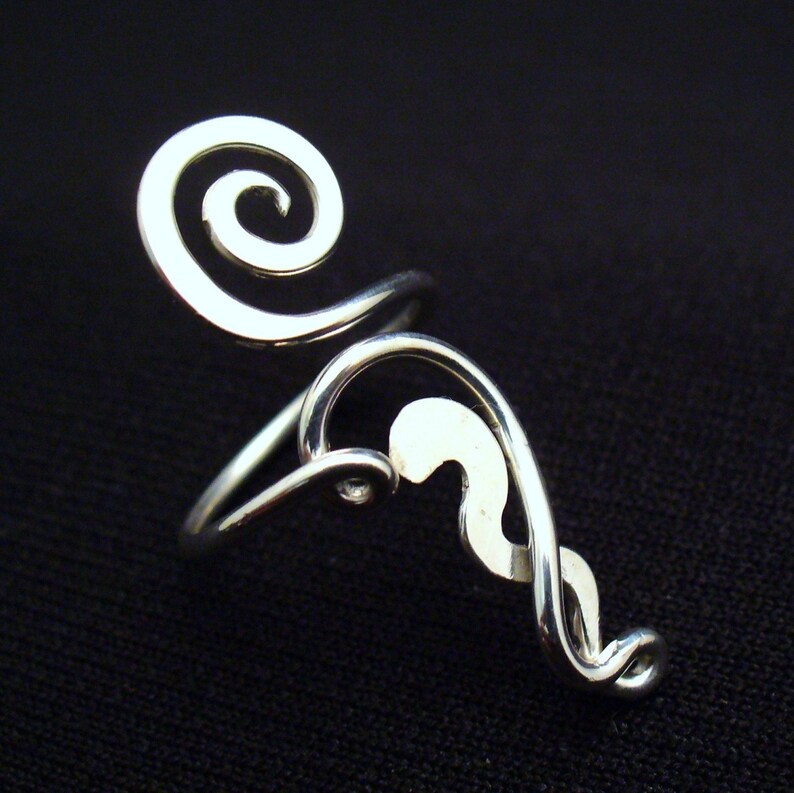 Sterling Silver Toe Ring Twisted Wire Wrapped Cute and Adjustable image 4