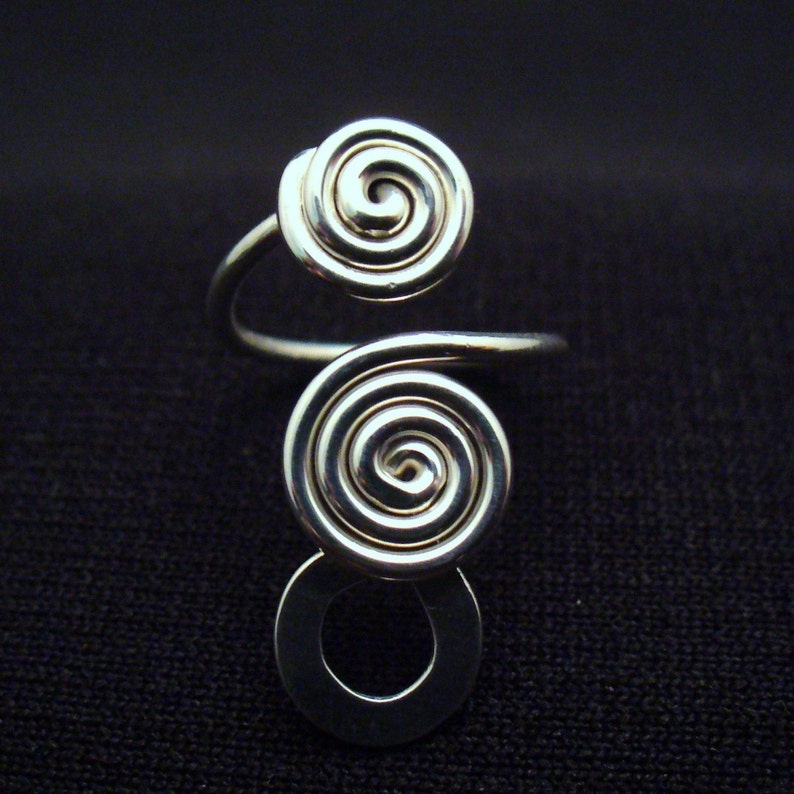 Sterling Silver Toe Ring Twisted Wire Wrapped Cute and Adjustable image 3