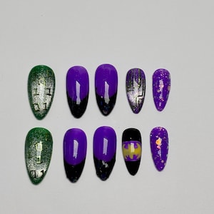 Unhas postiças de gel inspiradas em Barbara Gordon, Batgirl e Oráculo da DC.