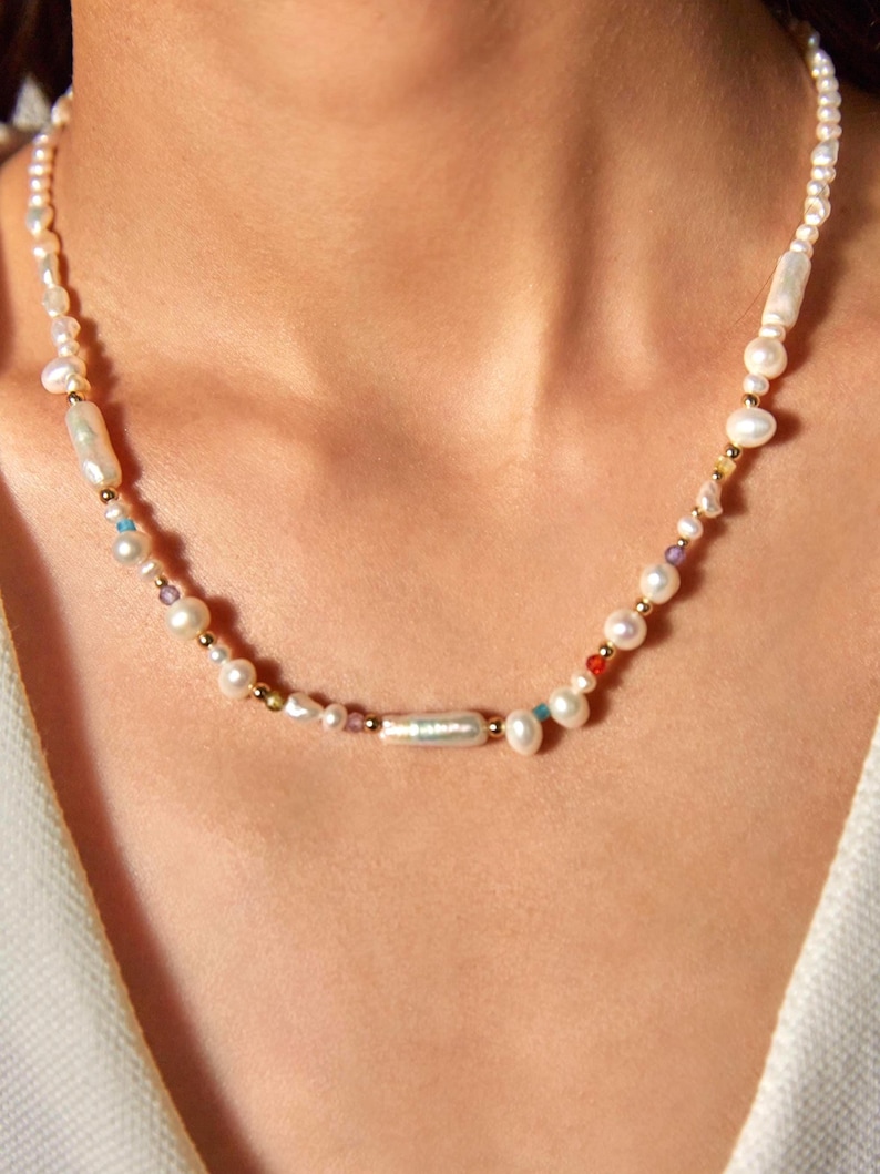 Regenboog edelsteen parelketting, Lucky Baroque Pearl Choker, kleurrijke kralenketting, sierlijke gelaagde sieraden, verjaardagscadeau voor haar afbeelding 6