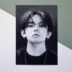 Stampa artistica digitale con ritratto di TXT YEONJUN su cartolina - Tomorrow x Together k-pop fanart