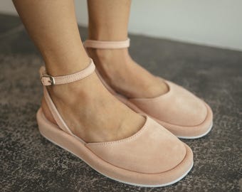 Rosa Wildleder Ballerinas: Handgemachte Minimalistische Offene Schuhe