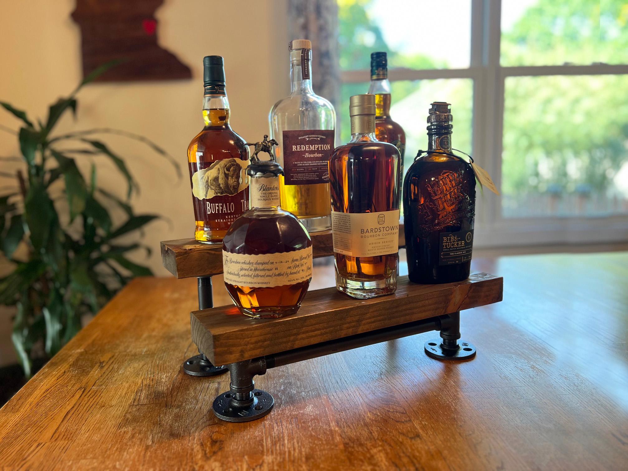Whiskey bottle stand - Etsy 日本