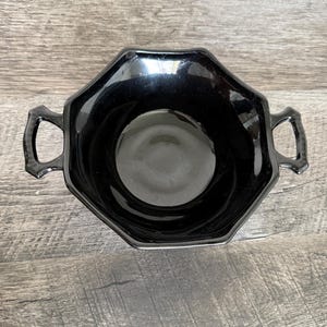 Vintage L.E. Smith Black Amethyst glass bowl