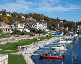 Mackinac Island Wall Art Harbour Stampa Foto costiera Soggiorno Wall Art Michigan Foto Airbnb Wall Art Bed and Breakfast Home Decor Barche