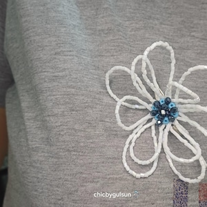 Beaded Flower Brooch: White & Blue Floral Pin, Elegant Beadwork