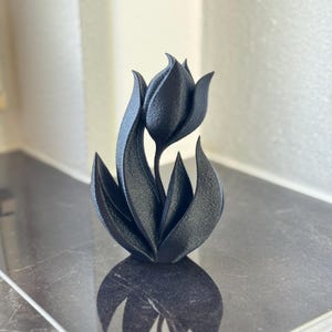 Moderne Pflanzen-Skulptur / Tulpe Deko / Pflanzen Deko / Wohndeko / Wohnzimmer Dekoration / Tischdekoration / Skulptur