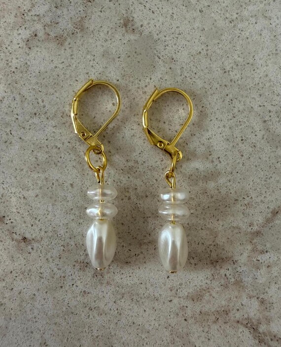 Seaside Pearl-Effect Earrings – Coated Glass Beads on 18K Gold-Plated Leverbacks - Minimalist Beach Jewelry