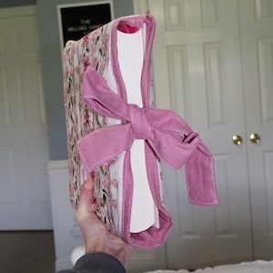 Vintage Fabric Pink Floral Quilted Bow Bible/Book Bag I Quilted Bible/Book Sleeve