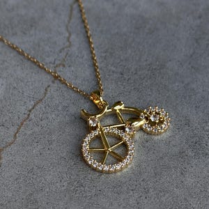 Zircon Bicycle Pendant Necklace: Dainty Silver Cycling Jewelry