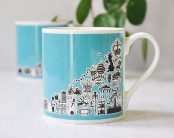 Niebieski brytyjski kubek: pamiątka z porcelany kostnej