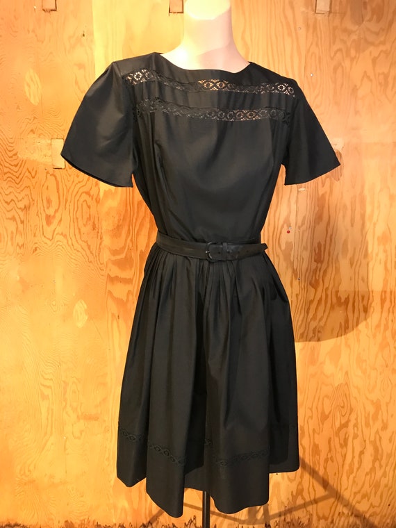 1950s Tea Dress Womans Vintage Cocktail Black Lac… - image 1