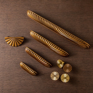 Semicircular Antique Brass Cabinet Pulls-Half Moon Shaped Bin Cup Drawer Pull-Drawer Knob Dresser Pull-Kitchen Knob Pull-Furniture Hardware