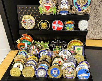 PiaoHao Military Challenge Coin Display Stand – 11-Row Tiered Wooden Coin Holder