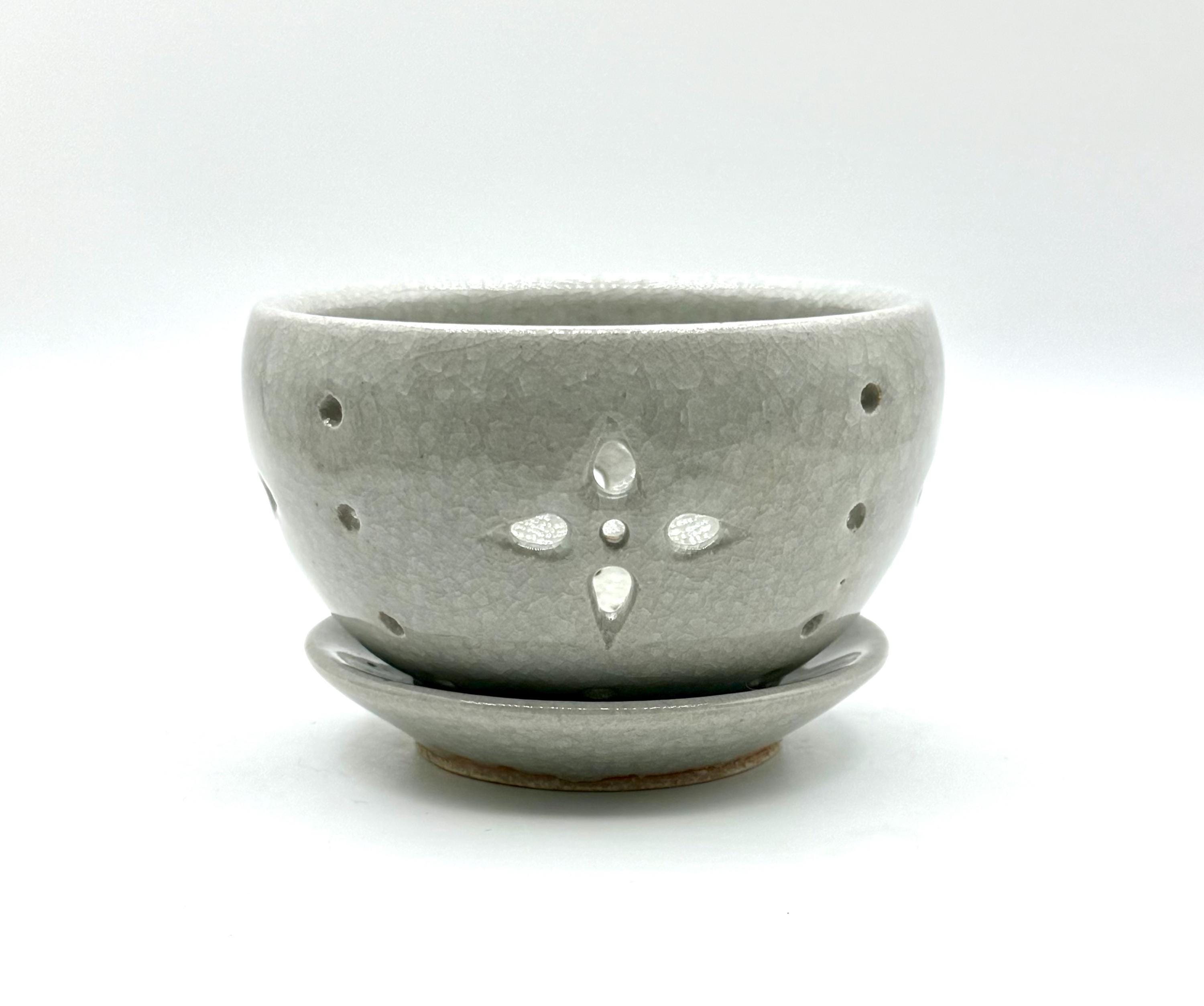 Handmade Berry Bowl – Small Ceramic Colander, Hand-thrown Pottery Rinse ...