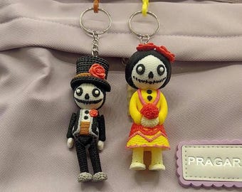 Day of the Dead Skeleton Couple Keychain | 3D Printed Articulated Charm