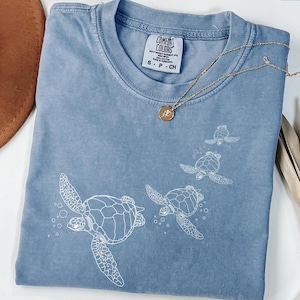 Comfort Colors® Sea Turtles Shirt, Ocean Animals Shirt, Summer Vibes Shirt, Coastal Sweatshirt, Ocean Inspired Gift, Beachy Sweatshirt