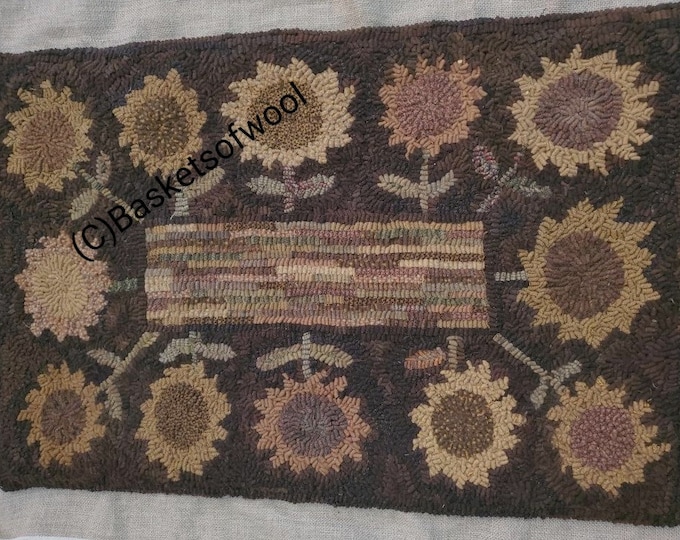 Primitive Folk Art Rug Hooking Pattern-sunflowers Hit N' Miss - Etsy