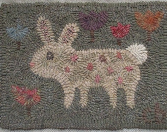 Primitive Folk Art Rug Hooking Pattern~Little Miss Tulip
