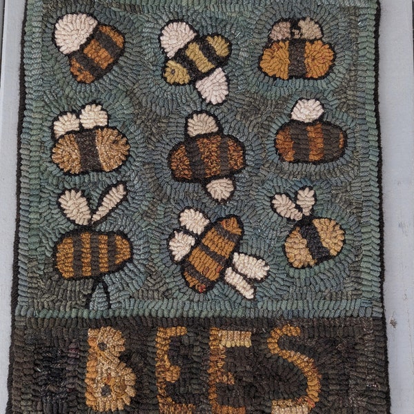 Primitive Folk Art Rug Hooking Pattern-Bees